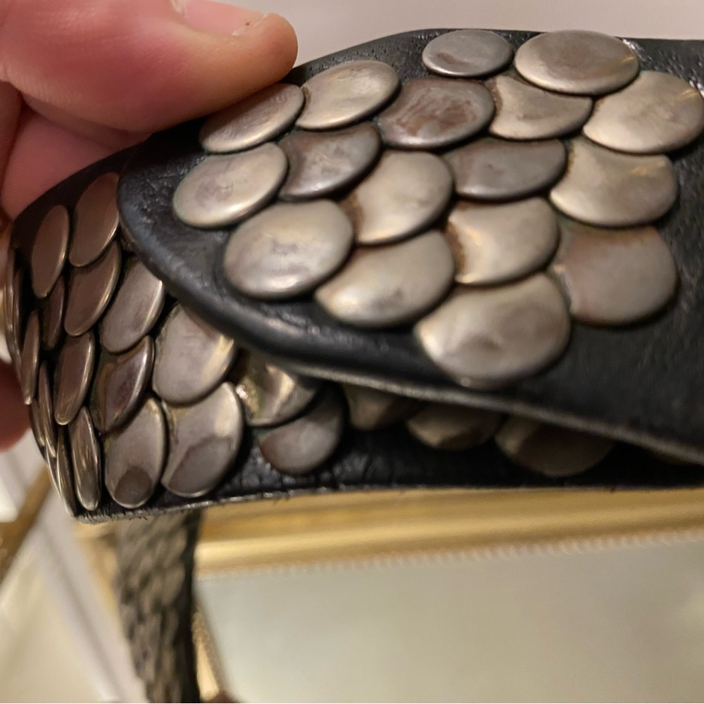 Metallic handmade leather belt - Picture 3 of 8
